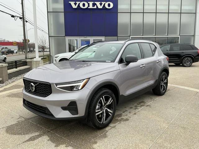 2026 Volvo XC40 Core, B5 AWD Gas (mild hybrid), Dark for sale in Overland Park, KS