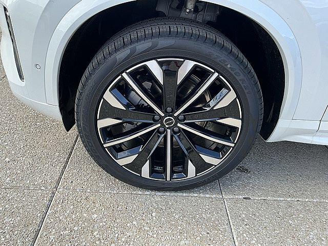 2026 Volvo XC90 Plus, B6 AWD Gas (mild hybrid), Gasoline, Bright, 7 Seats