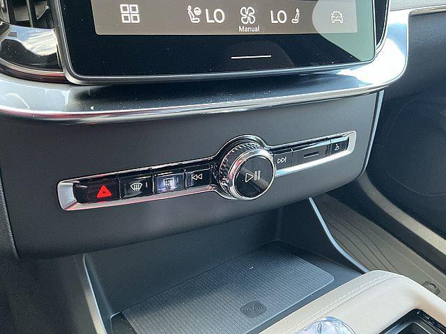 2026 Volvo XC90 Plus, B6 AWD Gas (mild hybrid), Gasoline, Bright, 7 Seats