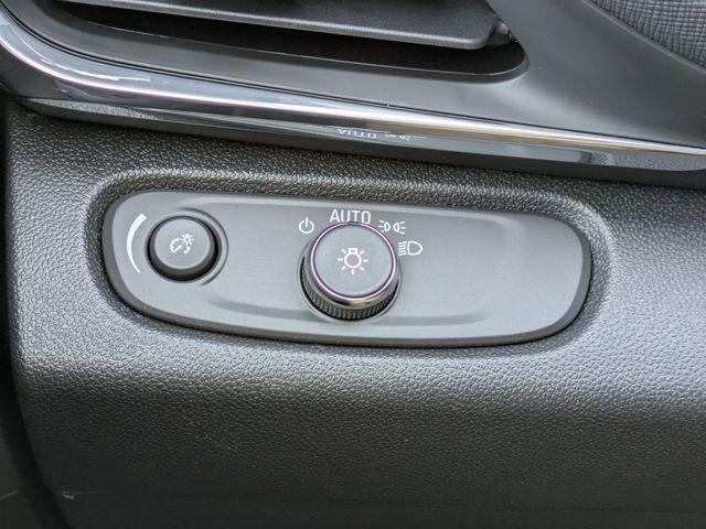 2026 Buick NV Preferred FWD