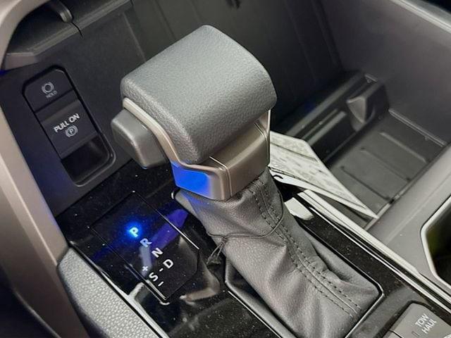 2026 Toyota Tundra SR5 CrewMax 5.5' Bed