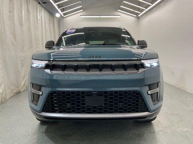 2026 Wagoneer Grand Wagoneer GRAND WAGONEER SUMMIT OBSIDIAN 4X4