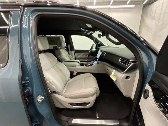 2026 Jeep Grand Wagoneer Summit Obsidian 4x4