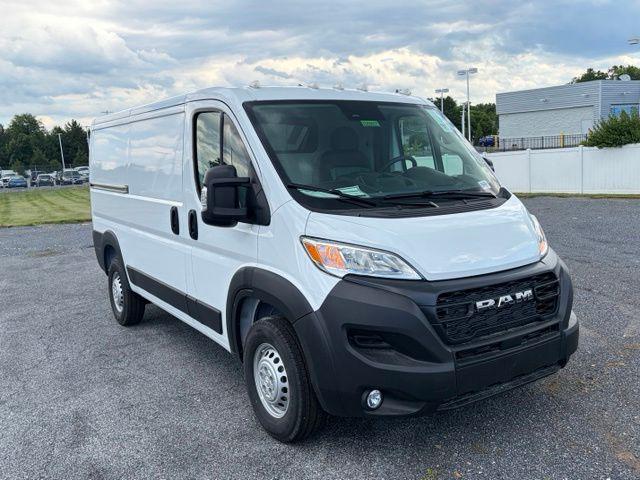 2026 RAM Ram ProMaster RAM PROMASTER 3500 TRADESMAN CARGO VAN LOW ROOF 136 WB