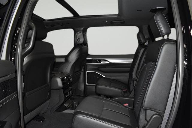 2026 Jeep Grand Wagoneer Limited Altitude 4x4