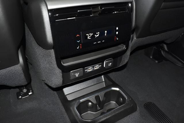 2026 Jeep Grand Wagoneer Limited Altitude 4x4