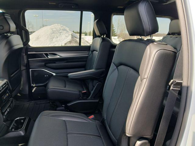 2026 Jeep Grand Wagoneer 4x4