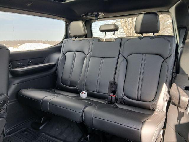 2026 Jeep Grand Wagoneer 4x4
