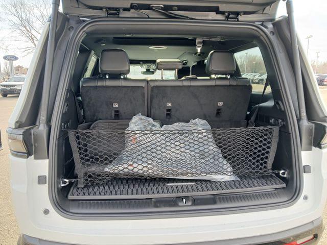 2026 Jeep Grand Wagoneer 4x4