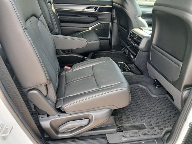 2026 Jeep Grand Wagoneer 4x4