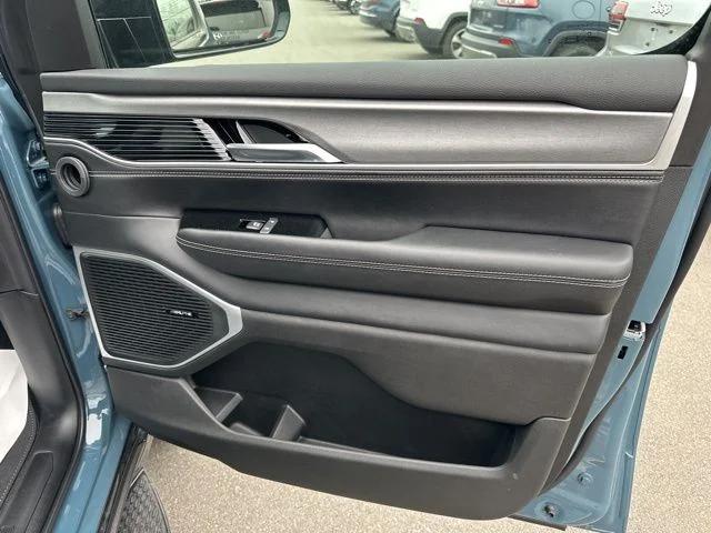 2026 Jeep Grand Wagoneer Limited Altitude 4x4