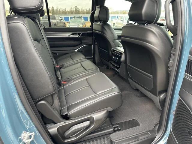 2026 Jeep Grand Wagoneer Limited Altitude 4x4