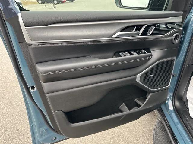 2026 Jeep Grand Wagoneer Limited Altitude 4x4