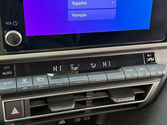 2025 Toyota Camry LE - Photo 17