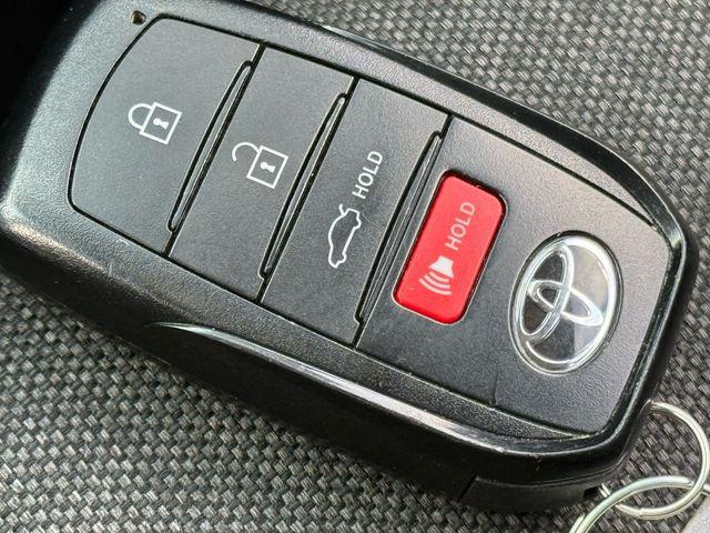 2025 Toyota Camry LE - Photo 23