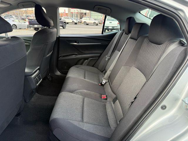2025 Toyota Camry LE - Photo 27