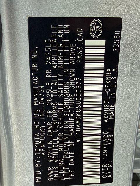 2025 Toyota Camry LE - Photo 32