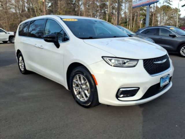 2024 Chrysler Pacifica Touring L for sale in Havelock, NC