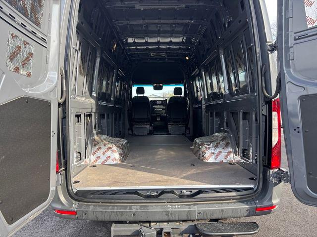 2024 Mercedes-Benz Sprinter 3500XD High Roof 4-Cyl Diesel HO
