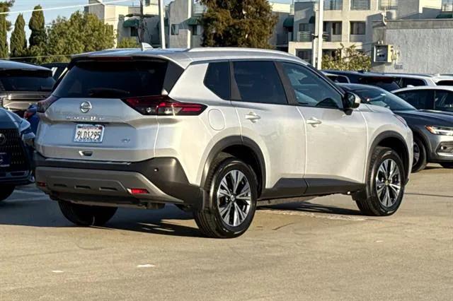 2023 Nissan Rogue SV FWD