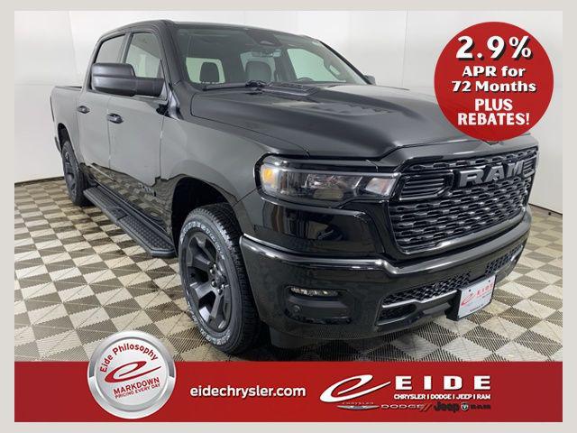 2026 RAM Ram 1500 RAM 1500 EXPRESS CREW CAB 4X4 57 BOX