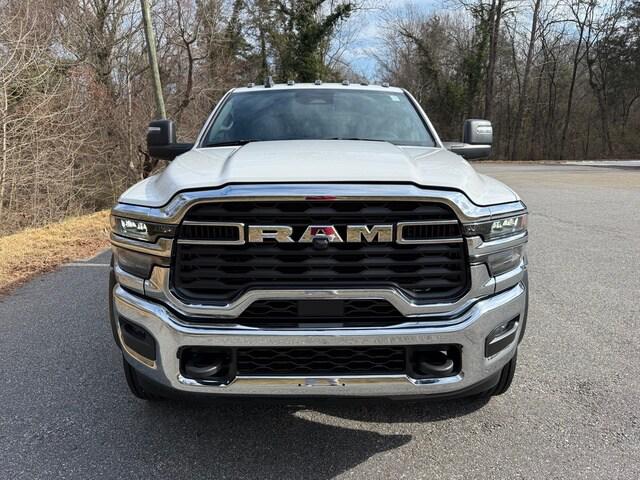 2026 RAM Ram 4500 Chassis Cab RAM 4500 TRADESMAN CHASSIS CREW CAB 4X4 60 CA 2026 RAM Ram 4500 Chassis Cab RAM 4500 TRADESMAN CHASSIS CREW CAB 4X4 60 CA