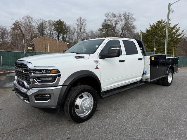 2026 RAM Ram 5500 Chassis Cab RAM 5500 TRADESMAN CHASSIS CREW CAB 4X4 84 CA 2026 RAM Ram 5500 Chassis Cab RAM 5500 TRADESMAN CHASSIS CREW CAB 4X4 84 CA