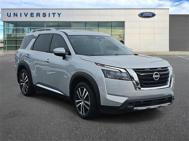 2025 Nissan Pathfinder Platinum FWD