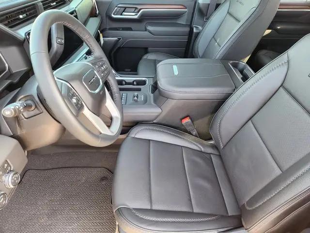 2026 GMC Sierra 3500HD Crew Cab, Long Bed, Denali Dual Rear Wheel, 4WD