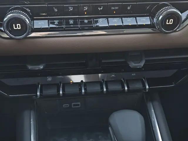 2026 GMC Canyon AT4, 4WD