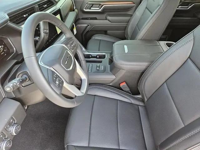 2026 GMC Sierra 3500HD Crew Cab, Long Bed, Denali Dual Rear Wheel, 4WD
