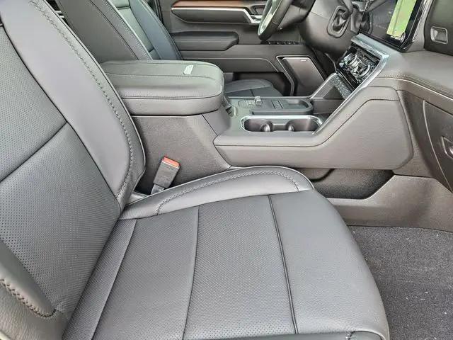 2026 GMC Sierra 3500HD Crew Cab, Long Bed, Denali Dual Rear Wheel, 4WD