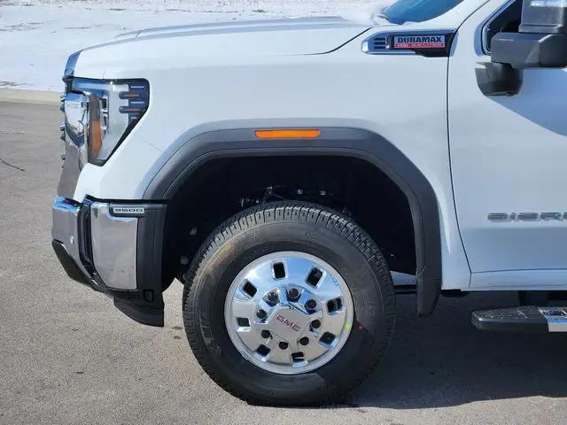 2026 GMC Sierra 3500HD Crew Cab, Long Bed, SLT Dual Rear Wheel, 4WD