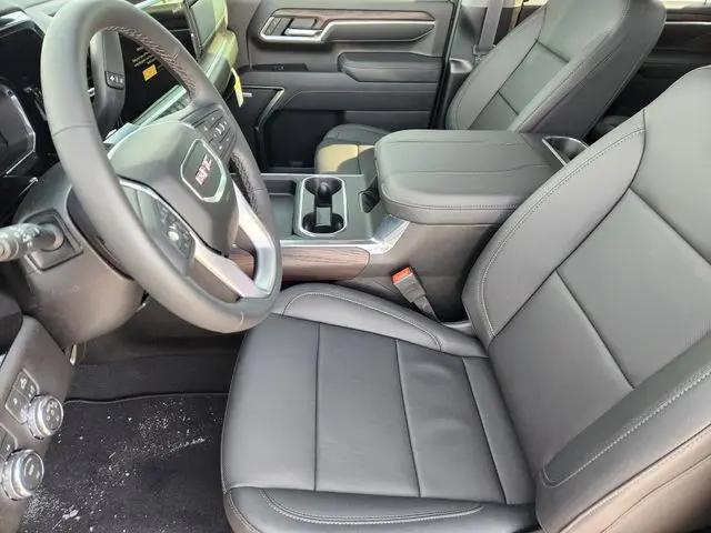 2026 GMC Sierra 3500HD Crew Cab, Long Bed, SLT Dual Rear Wheel, 4WD