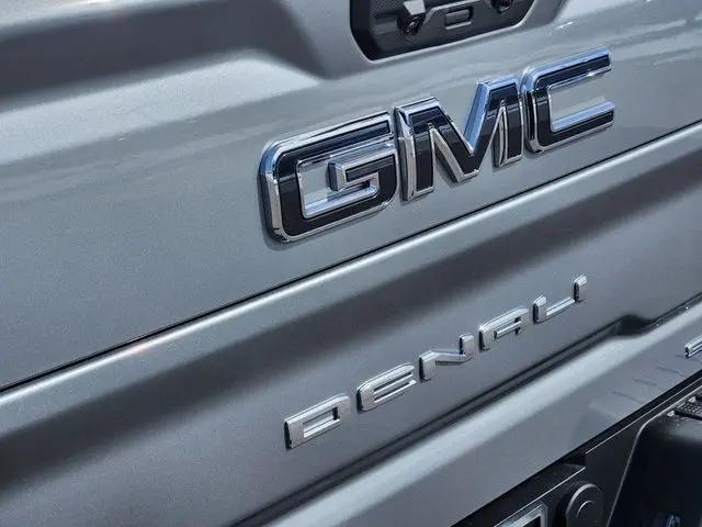 2026 GMC Sierra 3500HD Crew Cab, Long Bed, Denali Ultimate Dual Rear Wheel, 4WD