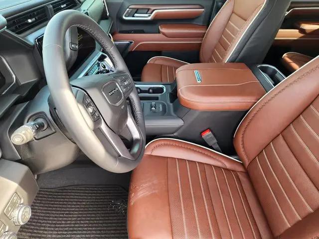 2026 GMC Sierra 3500HD Crew Cab, Long Bed, Denali Ultimate Dual Rear Wheel, 4WD
