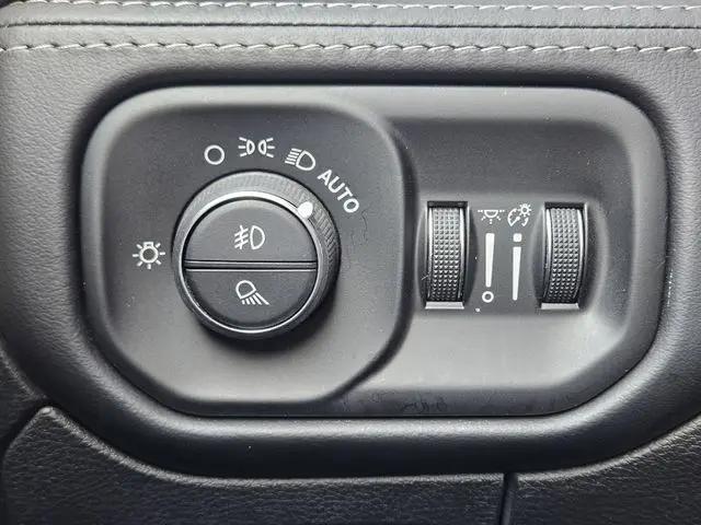 2023 Ram 1500 Limited Crew Cab 4x4 5'7" Box