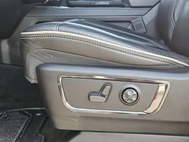 2023 Ram 1500 Limited Crew Cab 4x4 5'7" Box
