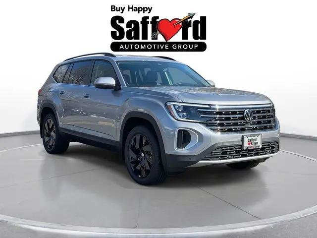 2026 Volkswagen Atlas SE with Technology