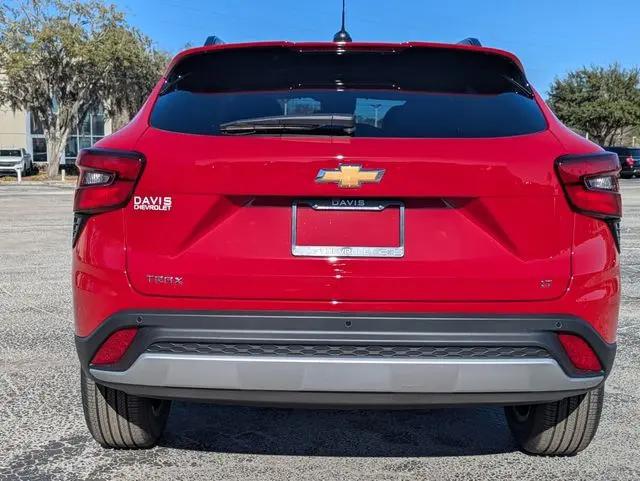 2026 Chevrolet Trax FWD LT
