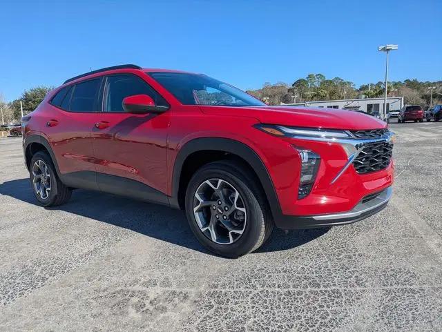 2026 Chevrolet Trax FWD LT