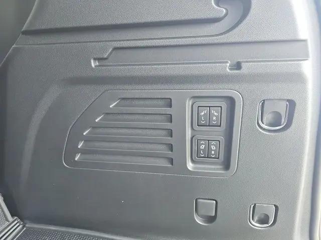 2026 GMC Acadia Denali AWD