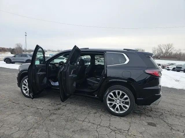 2026 GMC Acadia Denali AWD