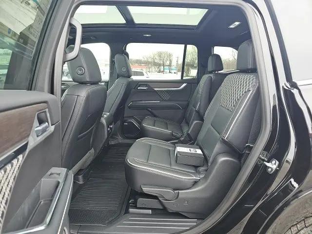 2026 GMC Acadia Denali AWD