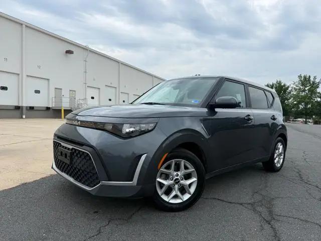 2023 Kia Soul LX for sale in Sterling, VA
