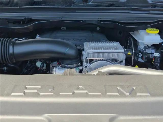 2026 Ram 1500 Laramie Crew Cab 4x4 57 Box