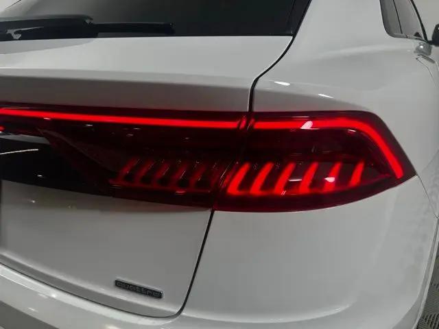 2023 Audi Q8 Premium 55 TFSI quattro Tiptronic