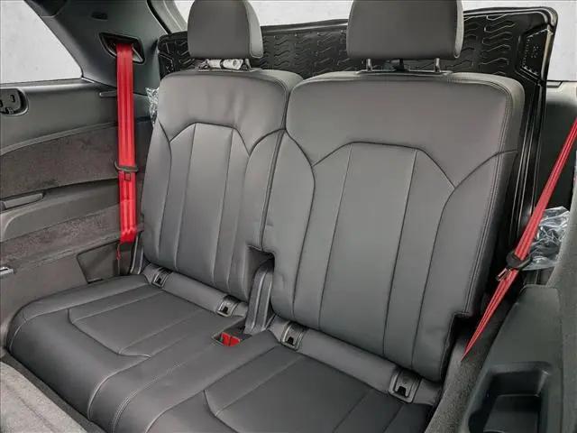2026 Audi Q7 Prestige TFSI quattro tiptronic