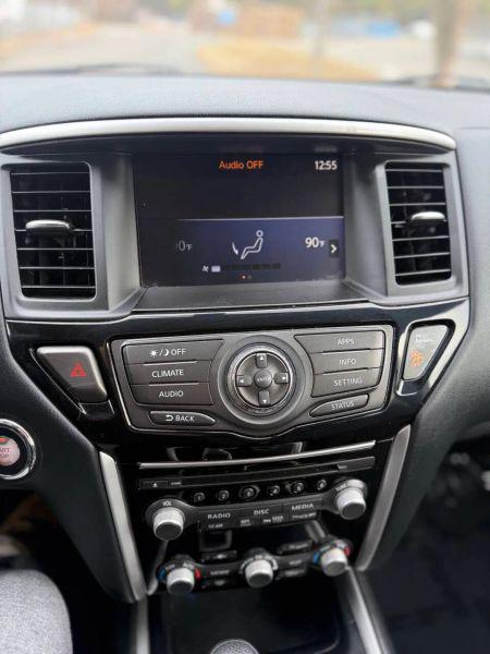 2020 Nissan Pathfinder S 4WD