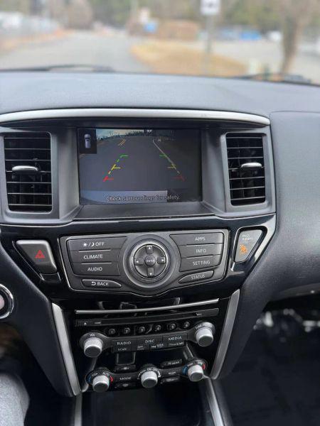 2020 Nissan Pathfinder S 4WD